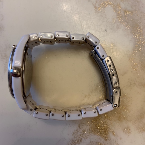 Brighton Watch🤍 - Picture 2 of 3